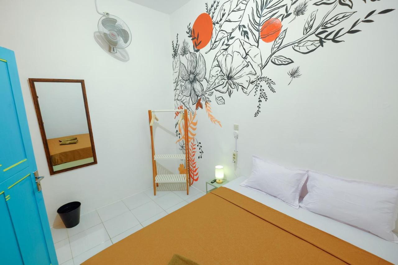 Ostello Snooze Malang Esterno foto